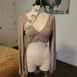 Vintage Havana Cropped Long Sleeve Top